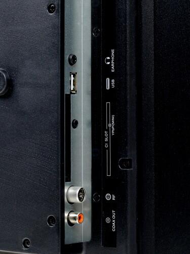 43" (108 см) Телевизор Harper 43F660T черный