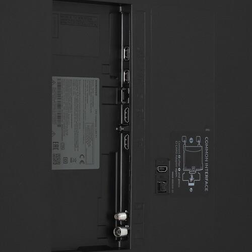 55" (138 см) Телевизор Samsung UE55CU8000UXRU черный